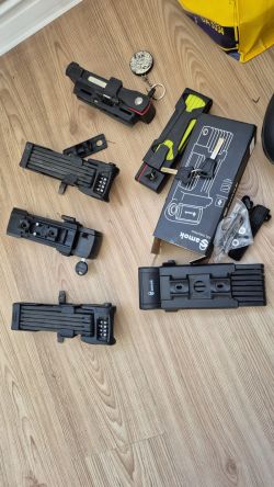 masivní bezpečnostní zámky Abus/Amok