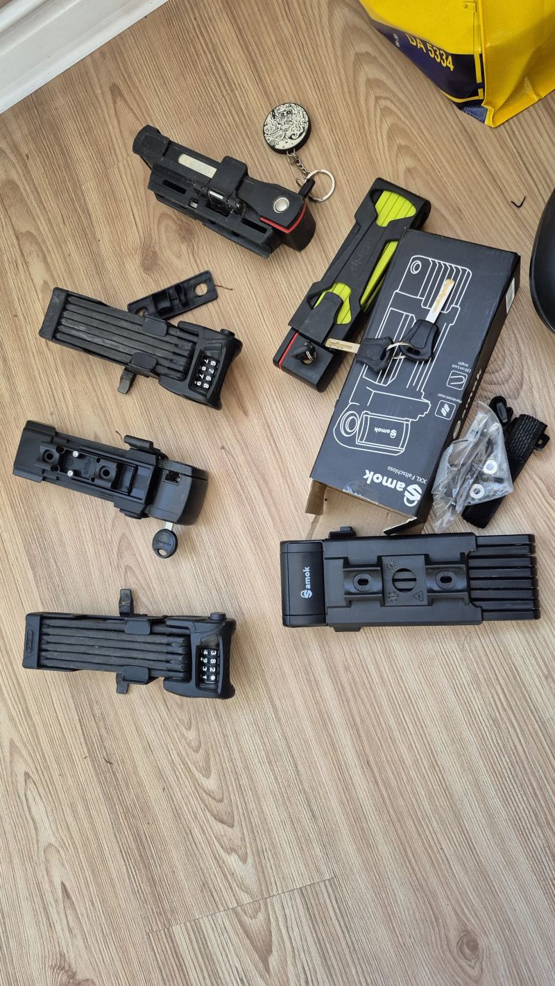 masivní bezpečnostní zámky Abus/Amok