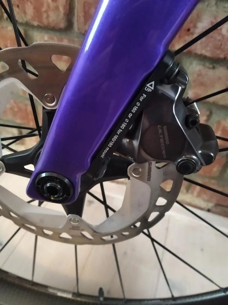 Van Rysel FCR Ultegra Di2 – karbonové aero silniční kolo – vel. XL