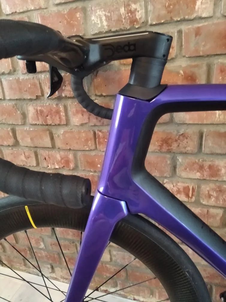 Van Rysel FCR Ultegra Di2 – karbonové aero silniční kolo – vel. XL