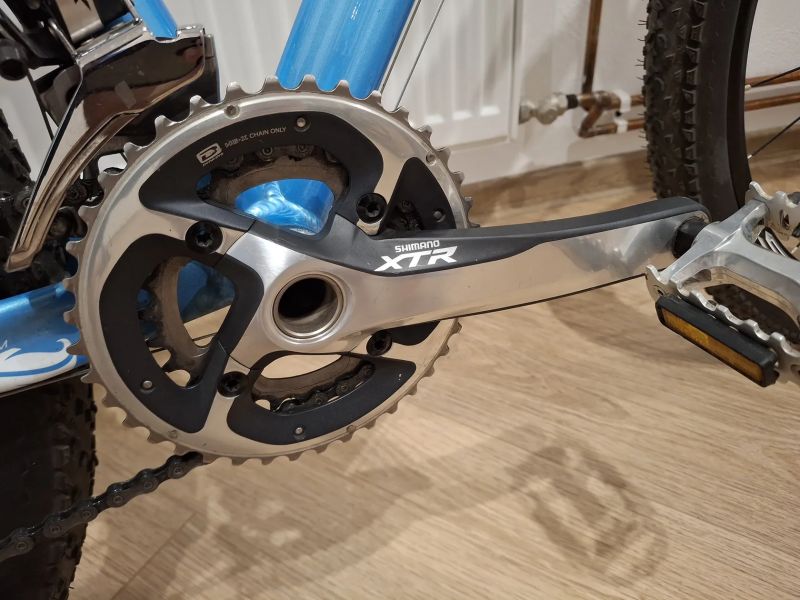 Kolo s rámem Force Bellona velikost 18 27,5 gumy