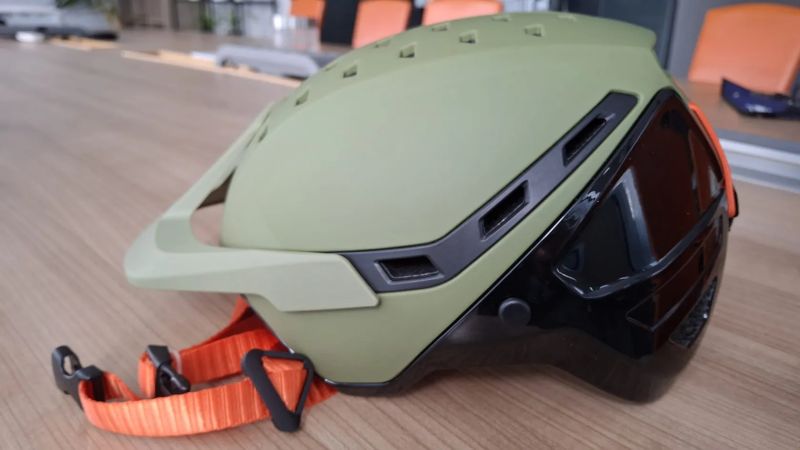 Prodám přilbu Dynafit TLT zelená oranžová