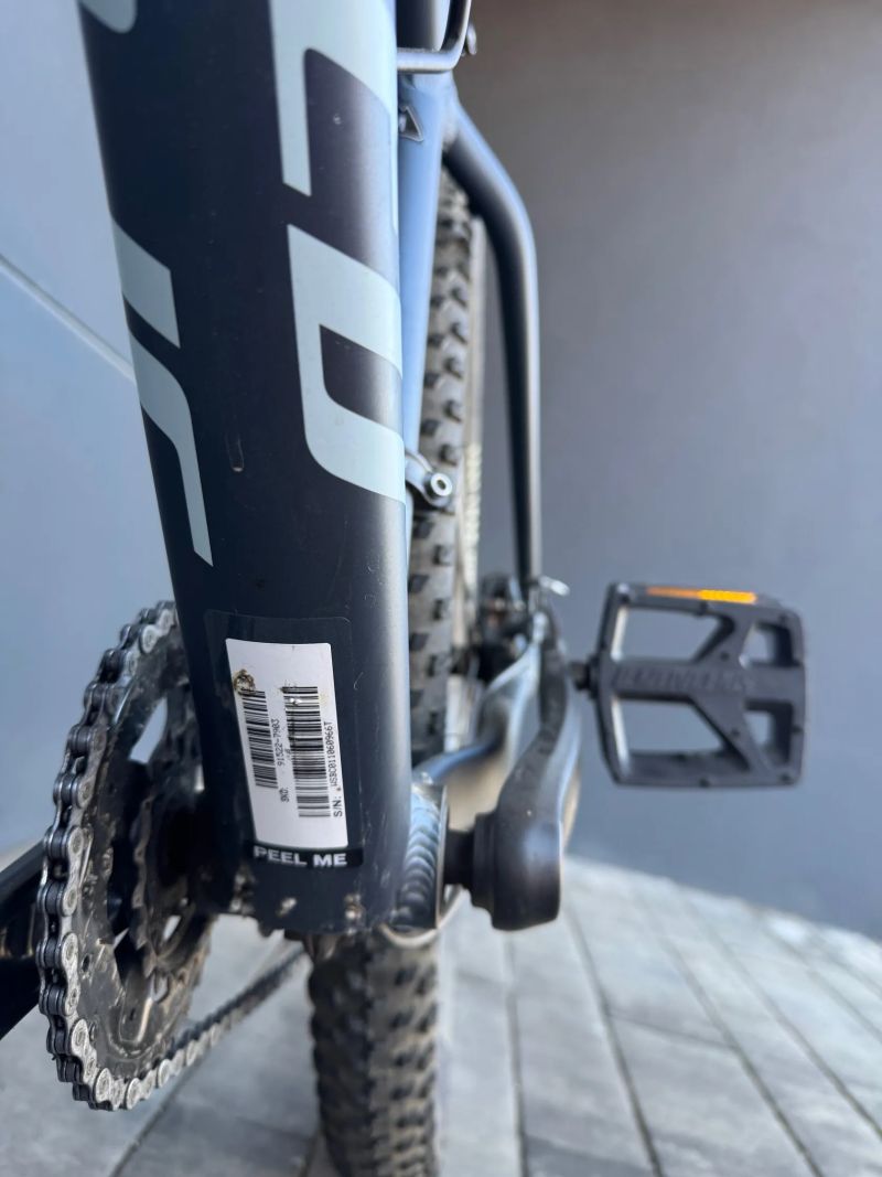 Specialized ROCKHOOPER 29" kód výrobce 91522-7903 najeto cca 100 km, velikost M 