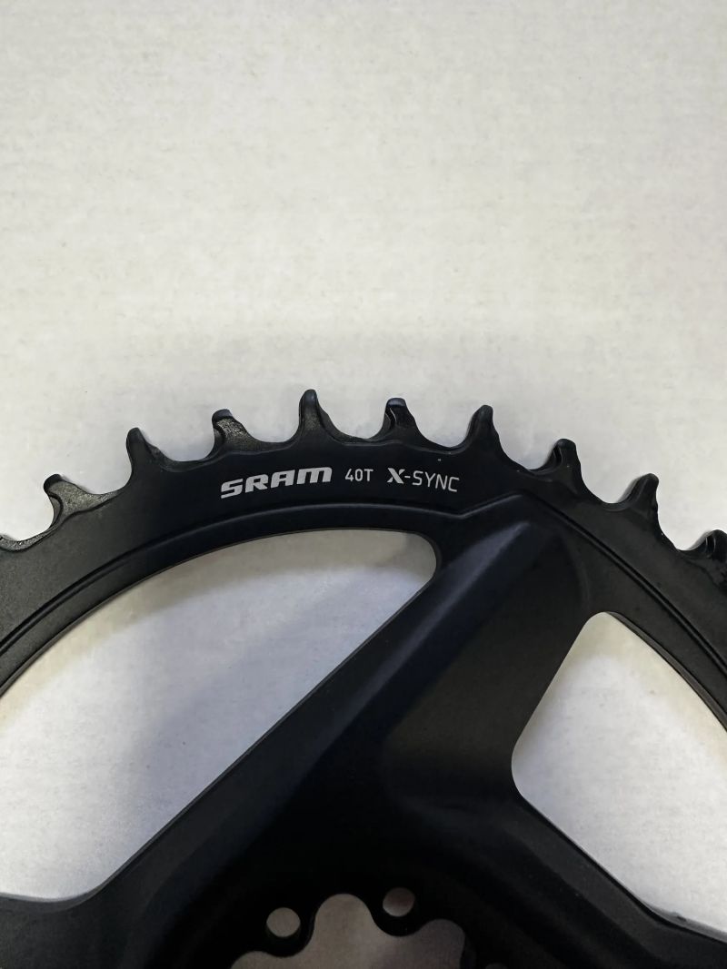 Prodám NOVÝ převodník SRAM (8-bolt) – 40 z