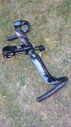 Prodám karbonová řidítka 