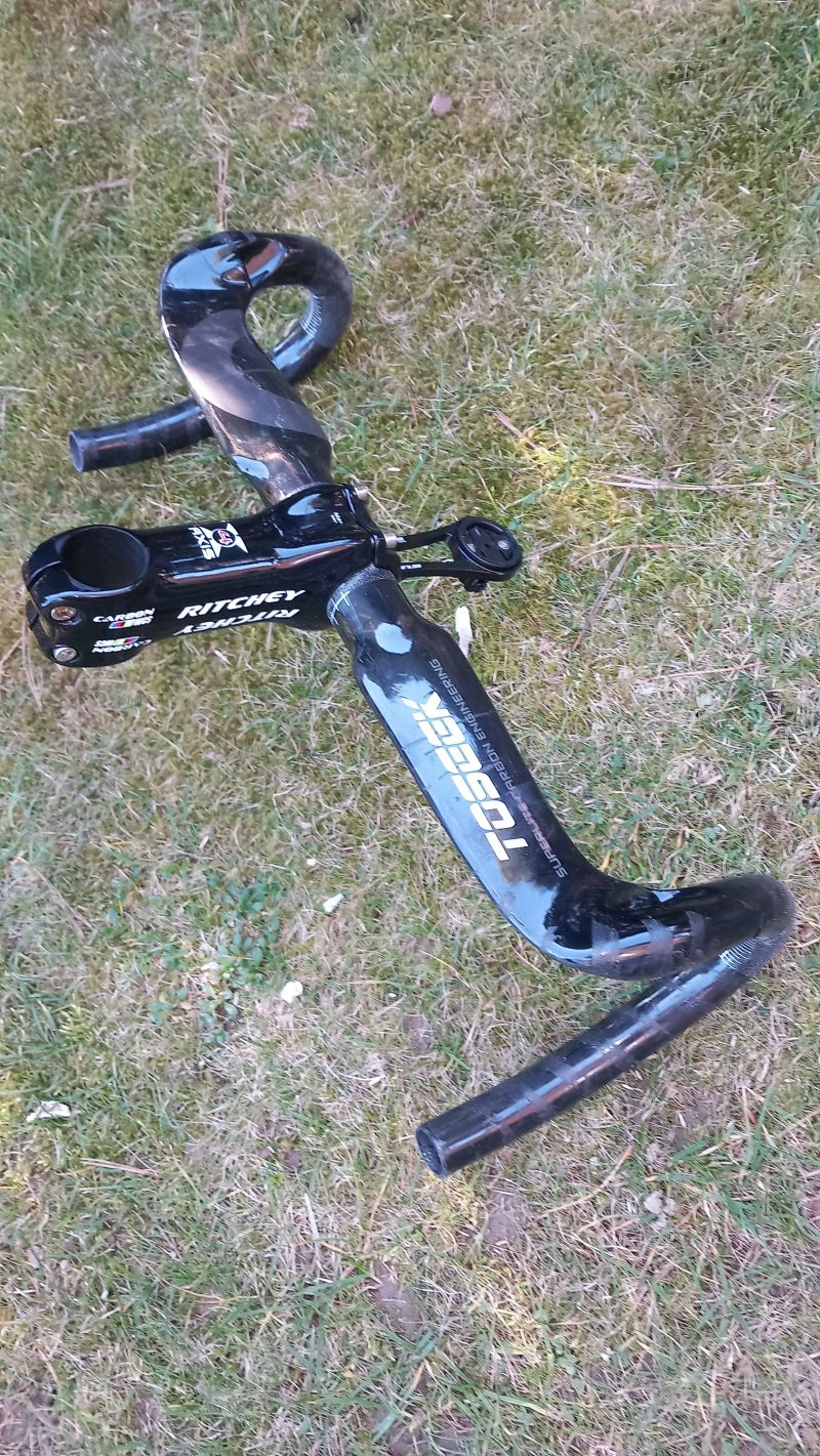 Prodám karbonová řidítka 