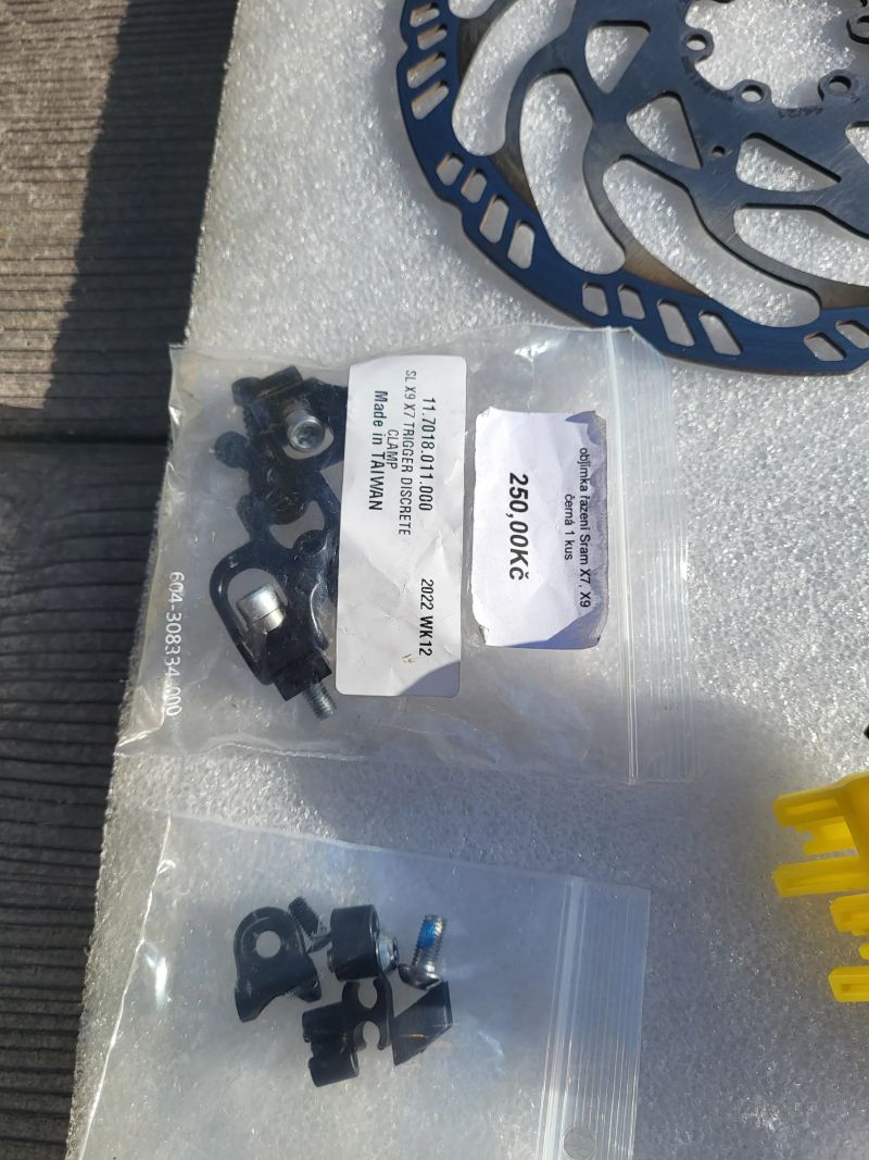 Brzdy Magura MT 7 včetně 2 ks kotoučů 203 mm