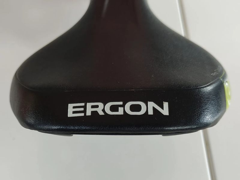 Ergon SMR3-M, karbonové ližiny