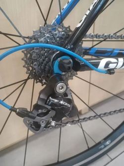 Silniční kolo Giant TCR ve výborném stavu, vel. S