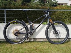 YT Industries IZZO
