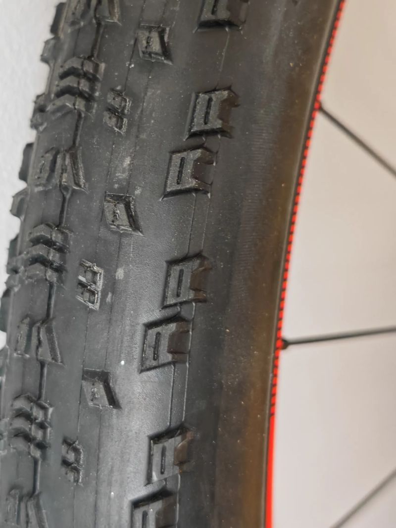komplet kol: DT Swiss X 1825 Spline BOOST, Maxxis 