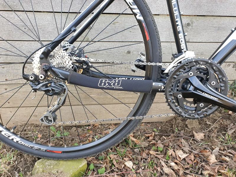 Krosové kolo s kotoučovkami, na postavu 180cm