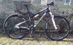 Celoodpružené MTB Focus SuperBud 29R 2.0 v pěkném stavu