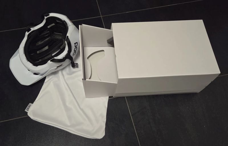 Prodám MTB helmu POC KORTAL