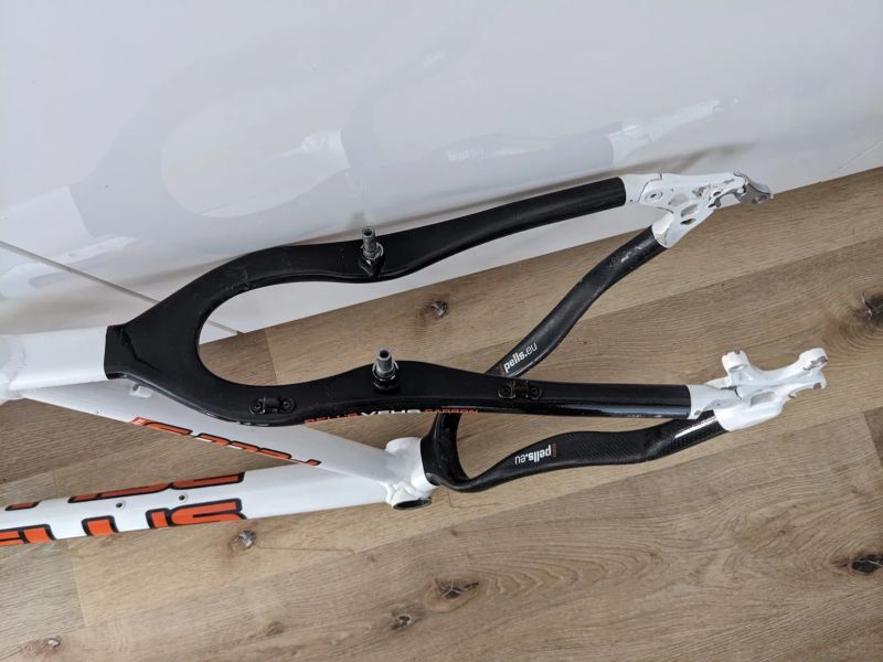 Pells Razzer ALU Karbon 19"