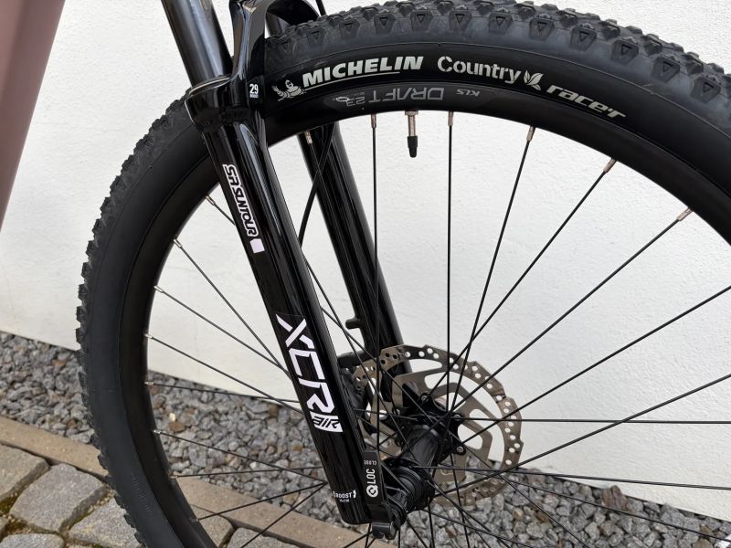 Kellys Tayen R10 AIR P 725 Rose Gold předváděcí