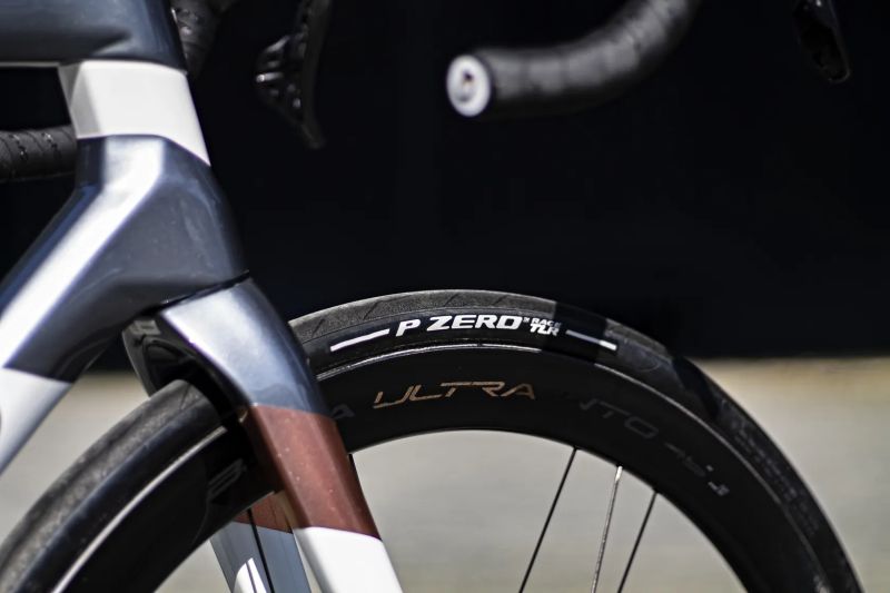 Colnago C68 Corsa PRO, Campagnolo Super-Record WRL, Bora Ultra