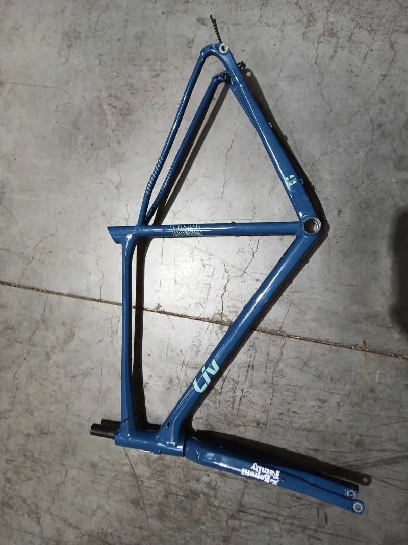 Rám Liv Devote vel. L