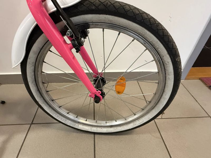 Dino Bikes 204RU 20" super stav, najeto max 300 km, nové 4700 kč!