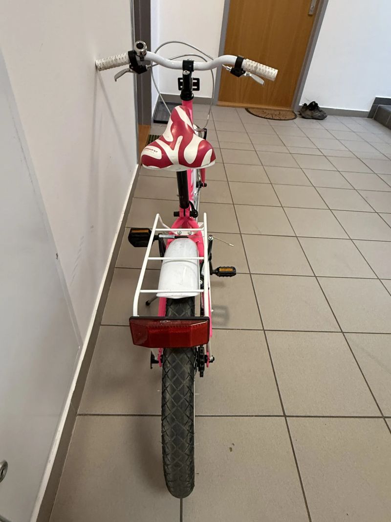 Dino Bikes 204RU 20" super stav, najeto max 300 km, nové 4700 kč!