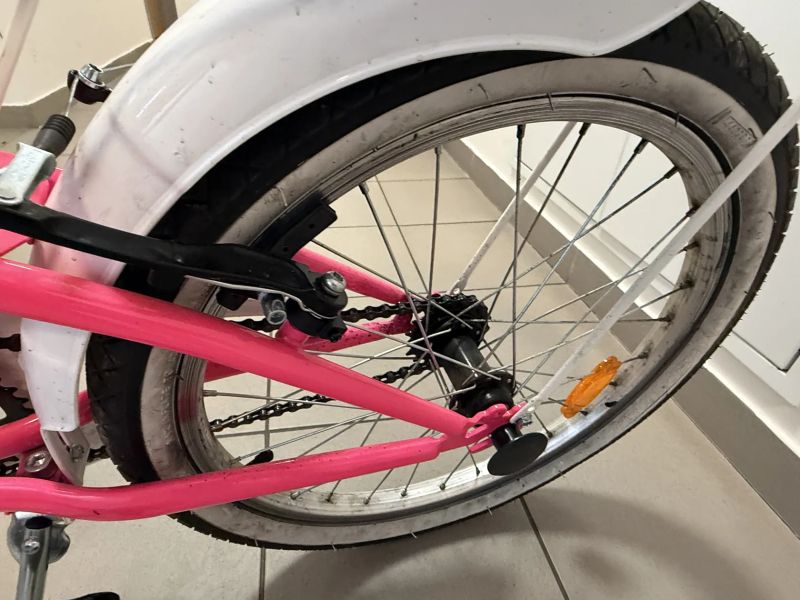 Dino Bikes 204RU 20" super stav, najeto max 300 km, nové 4700 kč!