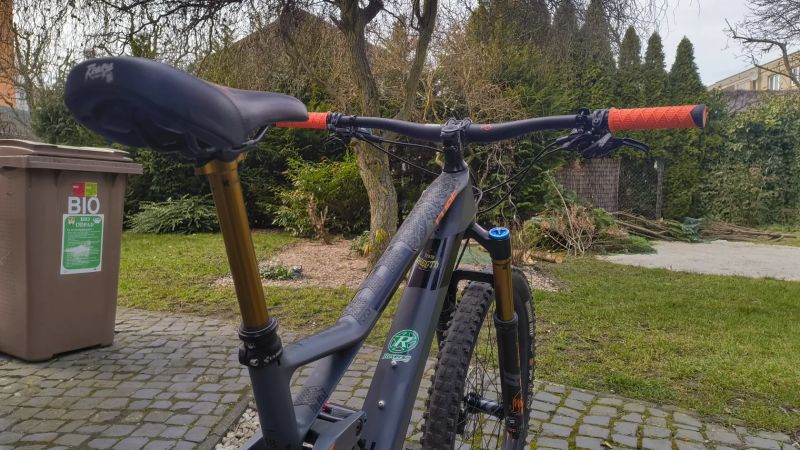 Cube Stereo 140 HPC TM 27.5 (M) 