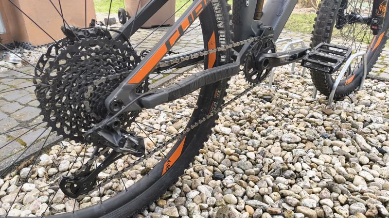 Cube Stereo 140 HPC TM 27.5 (M) 