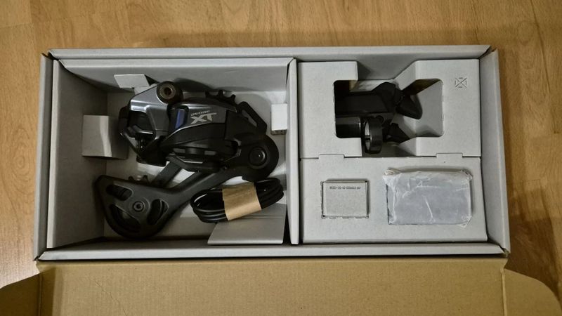 Shimano XT M-8250 Di2 1x12