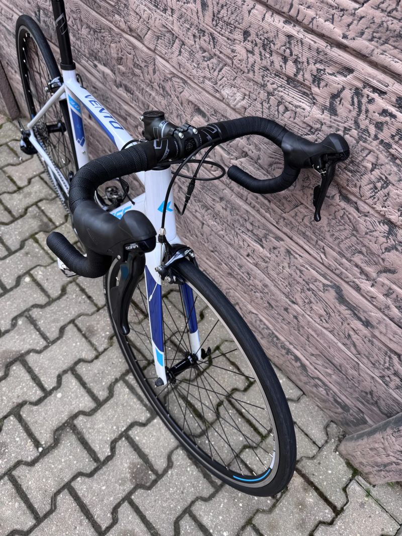 Kross Vento team edition