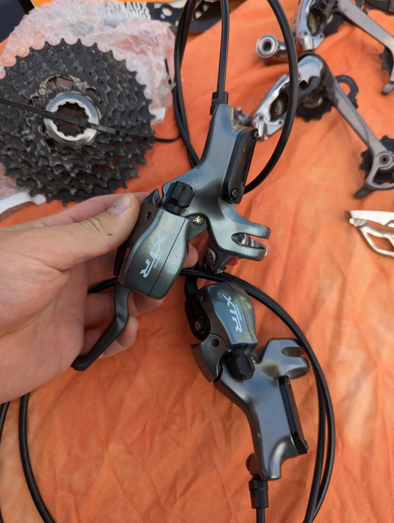 sada Shimano XTR M965 dualy 3x9 hydraulická