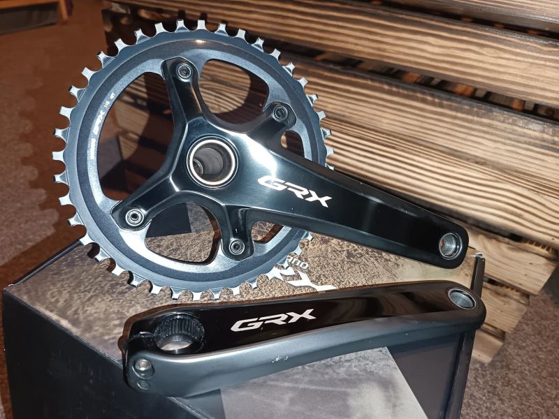 Kliky Shimano GRX 
