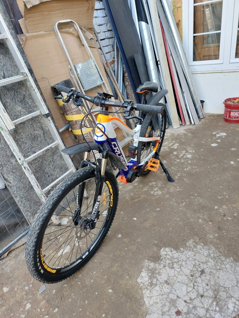 Crussis Fiona 8.5. S