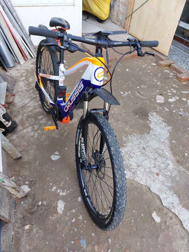 Crussis Fiona 8.5. S