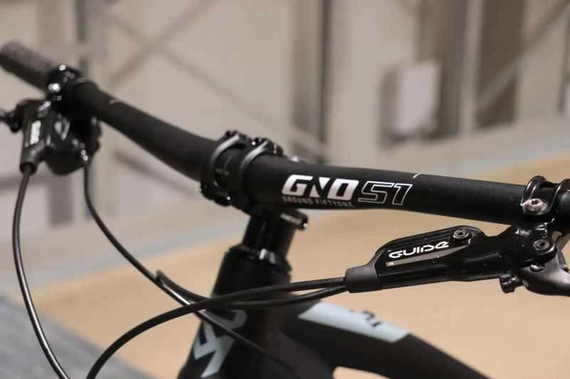 Rock Machine Rock Machine Blizz TLR 19 | Nový RÁM | DVO | Shimano 1x12