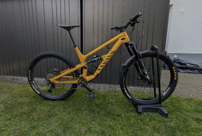 SLEVA - Canyon Spectral 29 CF8 - NOVÝ RÁM 