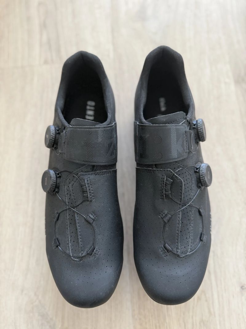 Prodám tretry Fizik Vento Infinito Carbon 44,5