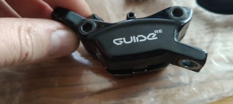 Brzdy Sram Guide RE