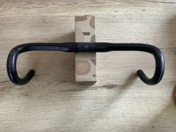 Řídítka Specialized Road S-Works Shallow Carbon 31.8/42