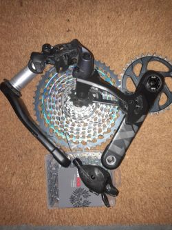 MTB sada Sram Eagle 1x12 XX1, jako nová, jetá 4 měsíce, nejlehčí profi sada