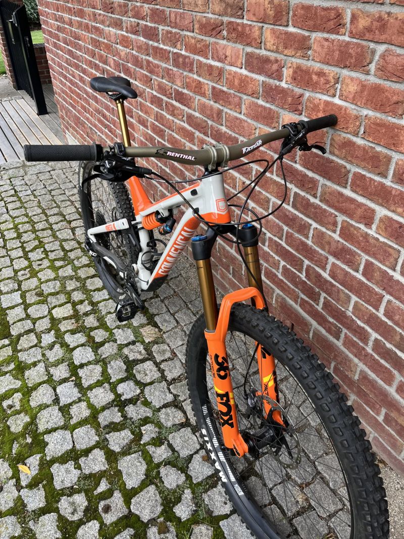 Commencal Meta AM 29 Fox Kashima Renthal
