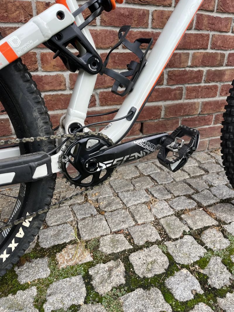 Commencal Meta AM 29 Fox Kashima Renthal