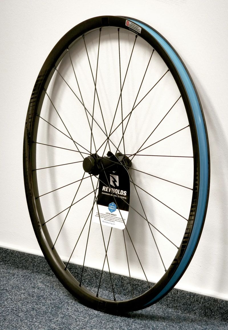 Prodám nová zapletená kola Reynolds TR 249 - Pův MOC 33.000,-