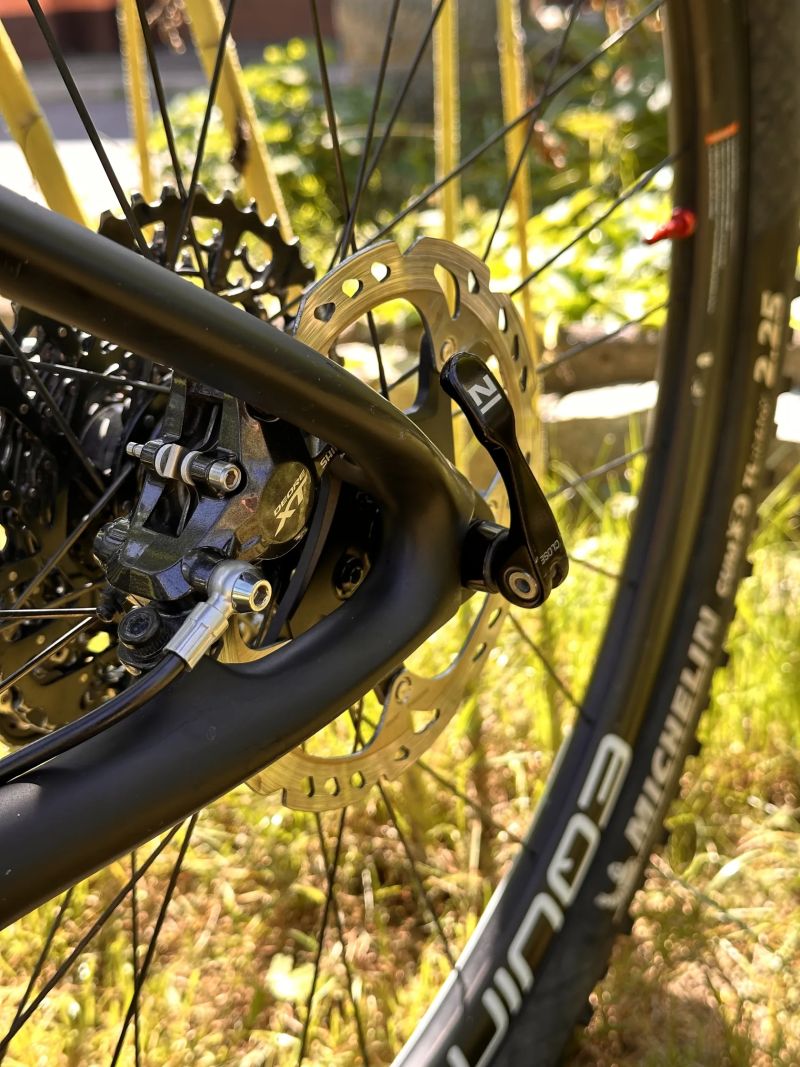 29" Karbonové horské kolo Equinox s karbonovými koly Equinox marauder-x, vel.S