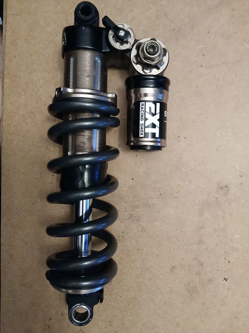 EXT Storia V3 + 500lbs pružina 