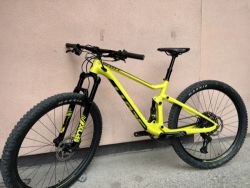 Minimálně jetý dětský Scott Spark 700 - velikost S