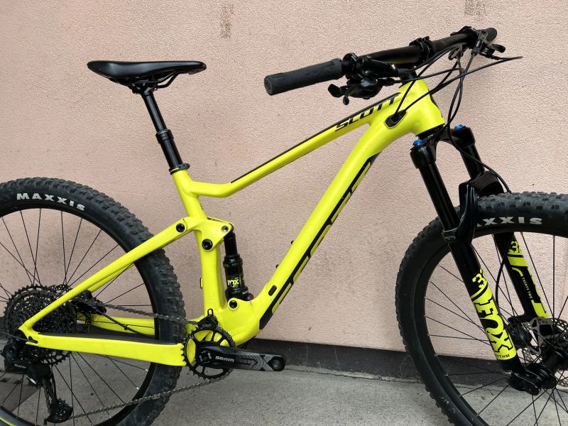 Minimálně jetý dětský Scott Spark 700 - velikost S