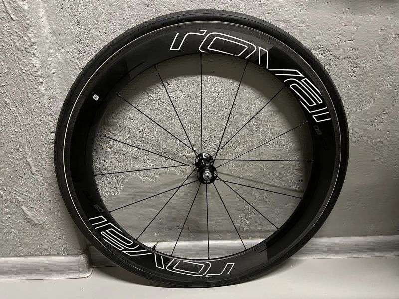 Prodám karbonová kola Roval Rapide CLX 60