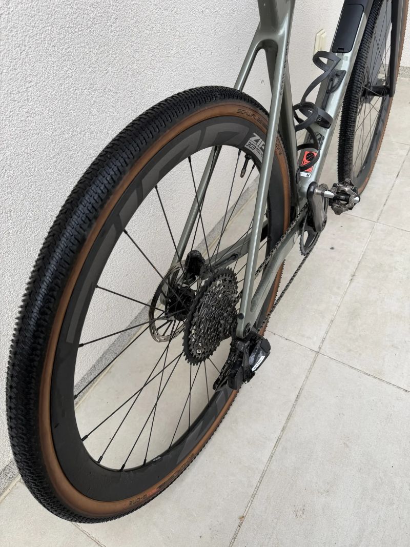 Canyon Grail CF SLX 8 AXS