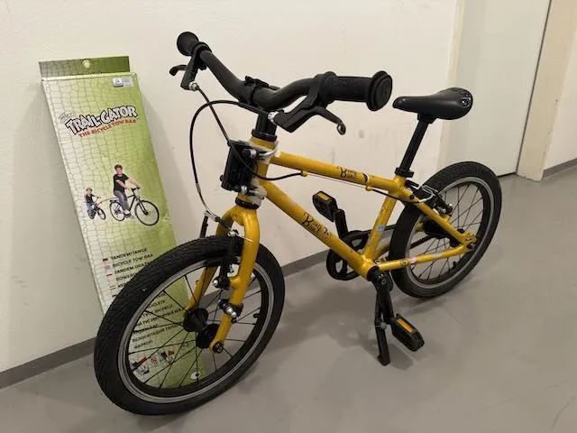 Dětské kolo Bungi Bungi Lite 16 Singlespeed, pouze 5,7 kg, převod řemenem + tažná tyč trail gator