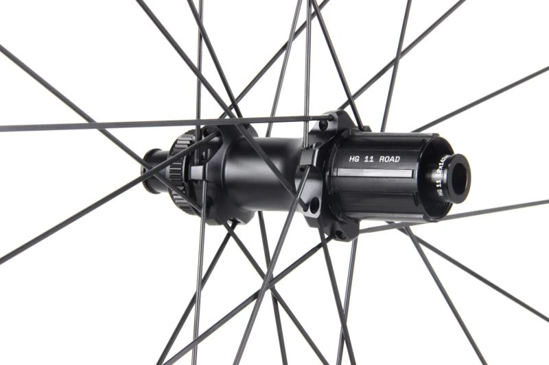 Zapletená karbonová kola 38 mm